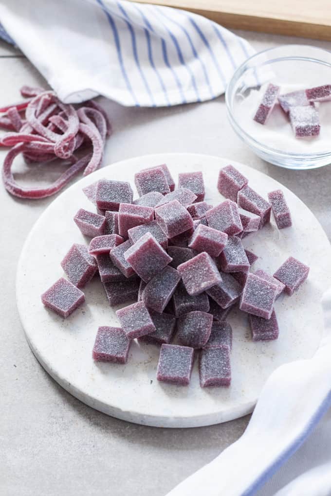 Black Cherry Jubes. Simple to make sweet, fruit jubes using only a handful of ingredients. #candy #fruitjellies