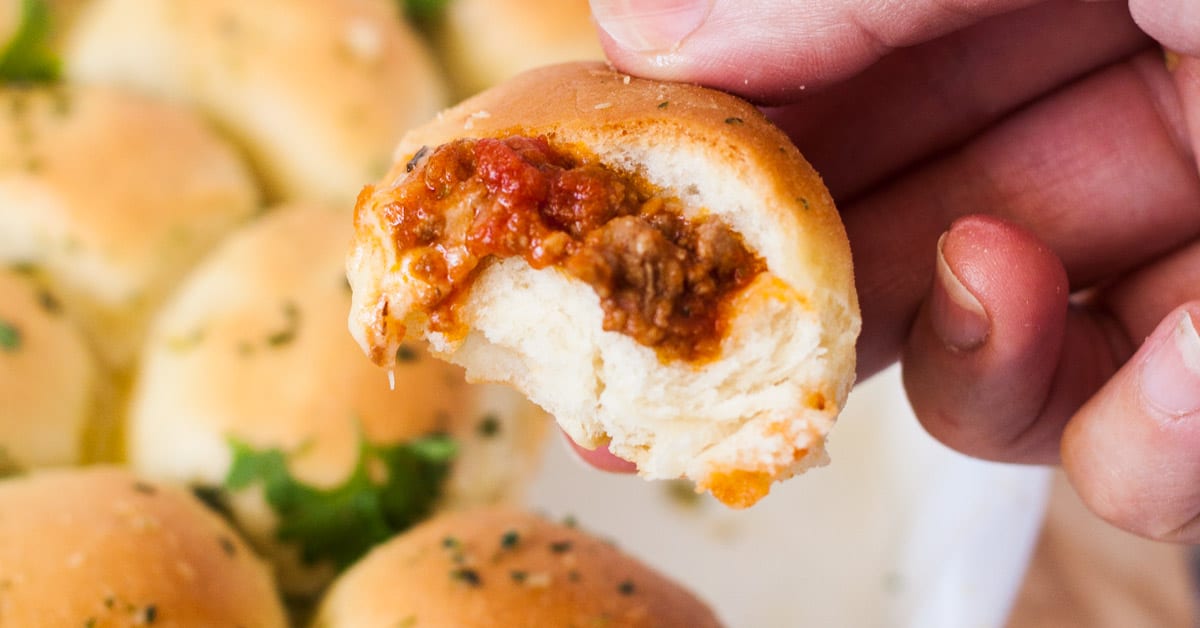 Bolognese Pull Apart Sliders are soft, warm and super tasty fresh from the oven and are a perfect appetiser or snack whatever the season.