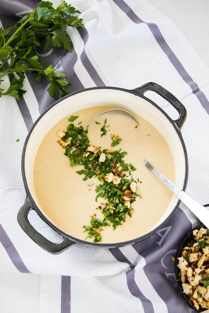 Roasted Garlic and Potato Chowder is thick, creamy and hearty and the perfect comfort food. This is a potato soup like no other.