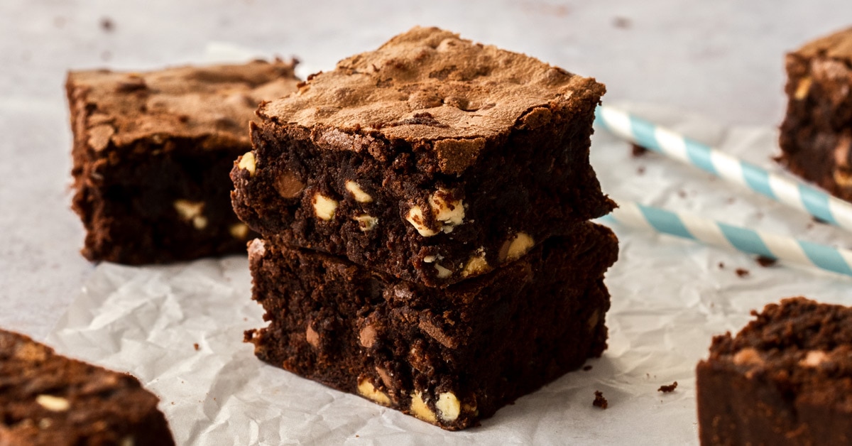 How To Make Perfect Brownies - Get all the tips here - Sugar Salt Magic
