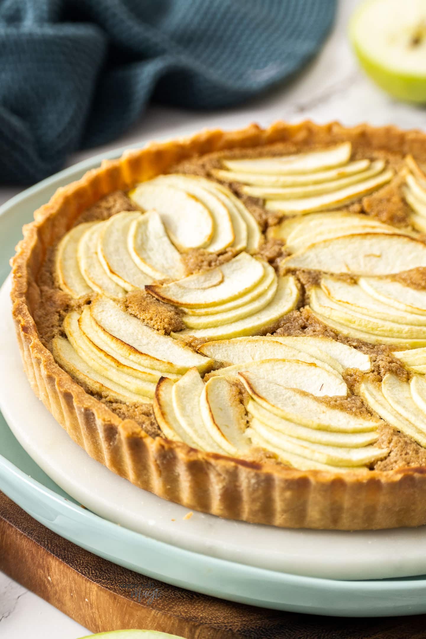 Closeup of the apple slices on top of the tart.