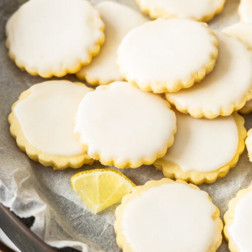 Closeup of a pile of lemon biscuits.