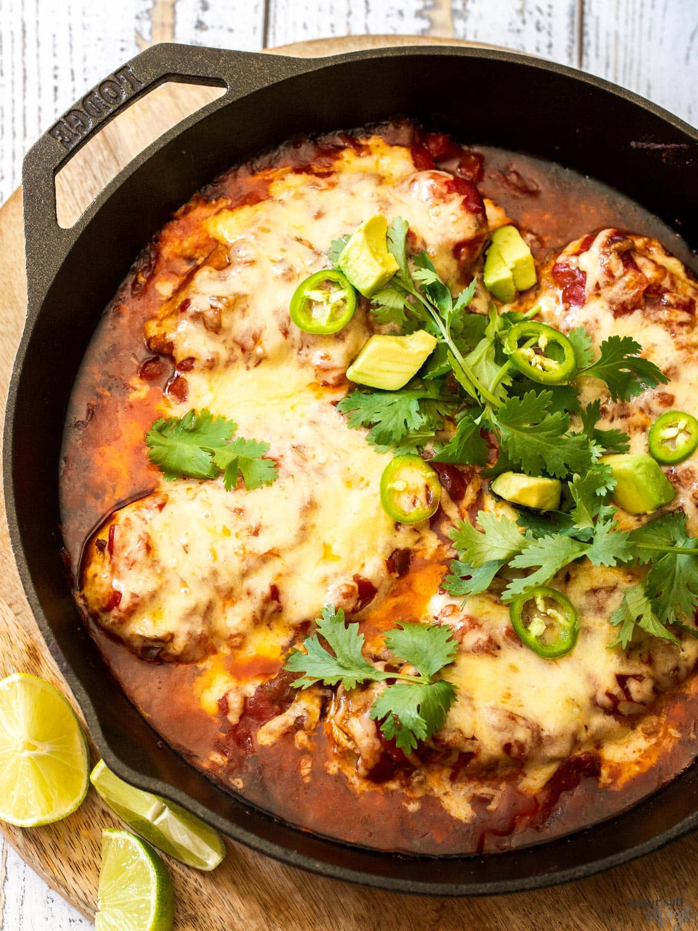 Baked Salsa Chicken (5 Ingredients, One pan)-image